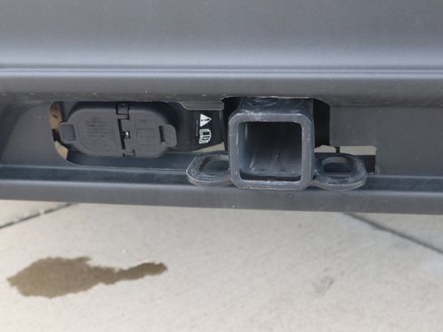 Used 2025 Ford Explorer ST image 33