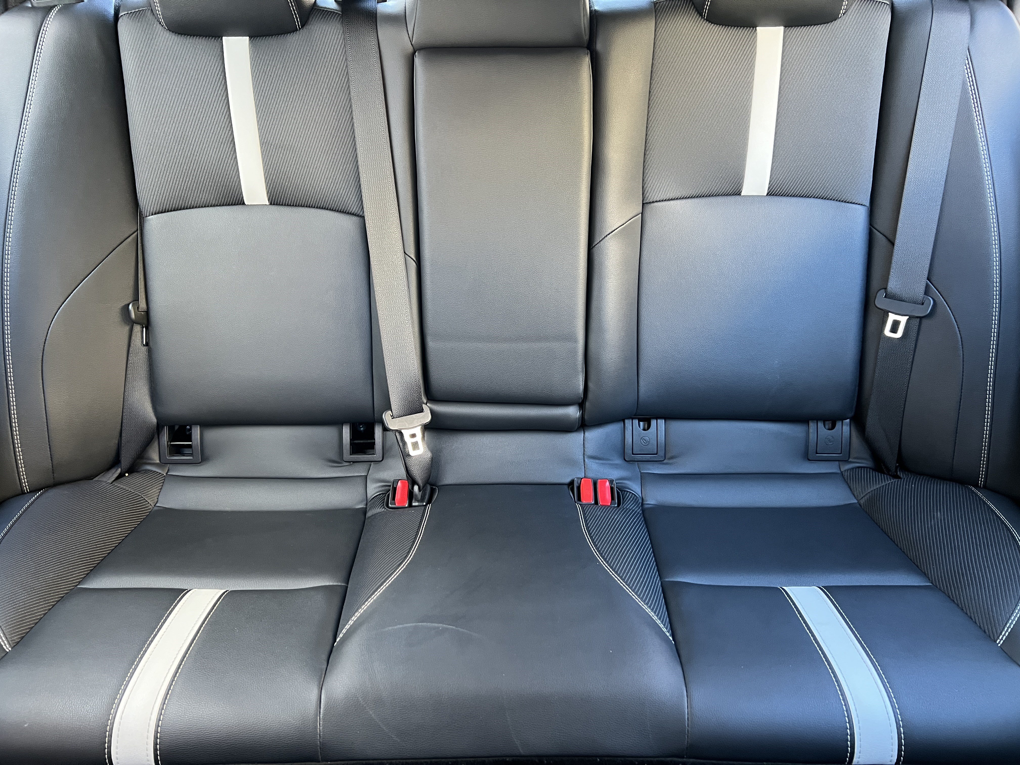 Used 2025 Toyota Camry SE FWD image 15