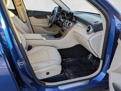 Used 2022 Mercedes-Benz GLC 300 image 20