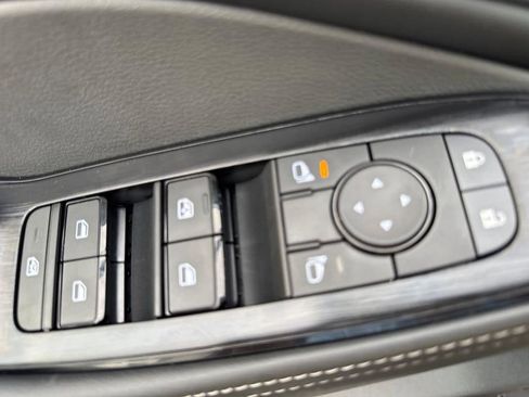 New 2026 Nissan Rogue SV image 17