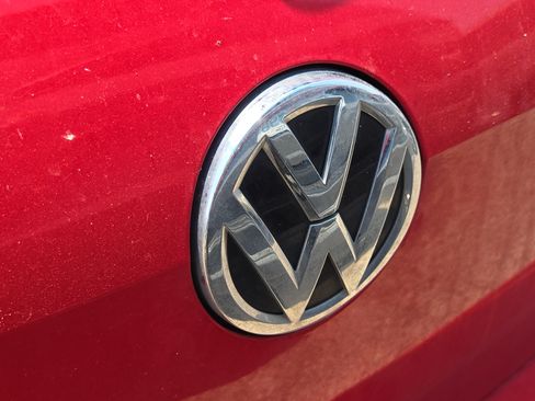 Used 2017 Volkswagen GTI S FWD image 10