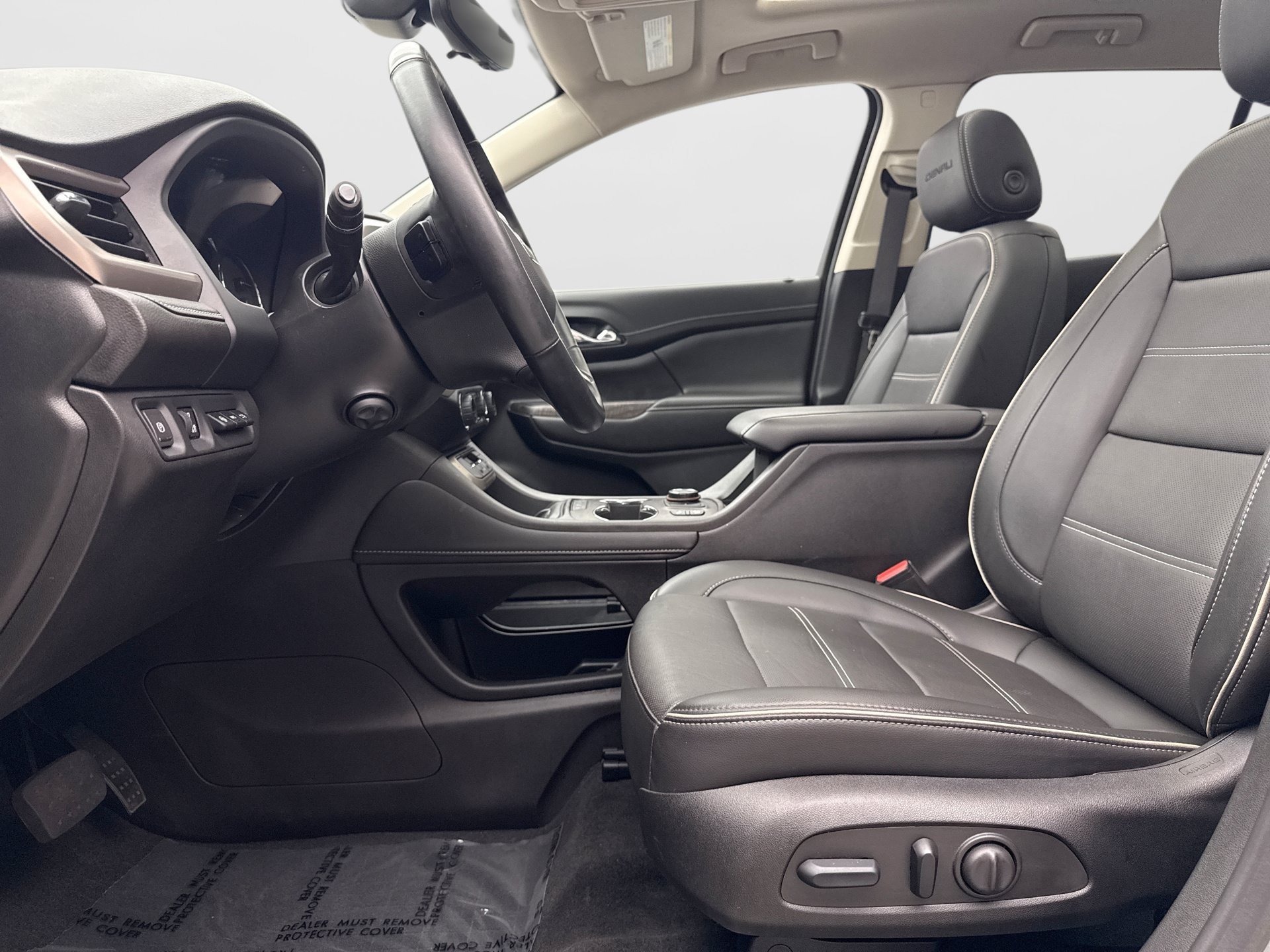Used 2023 GMC Acadia Denali w/ Denali Ultimate Package FWD image 11