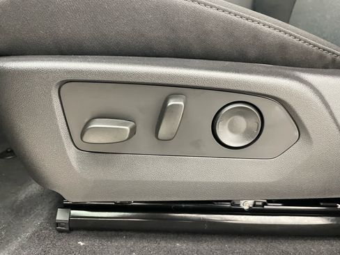 New 2026 Chevrolet Colorado W/T AWD/4WD image 10