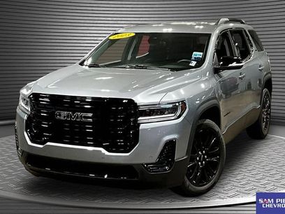 Used 2023 GMC Acadia SLE w/ Driver Convenience Package