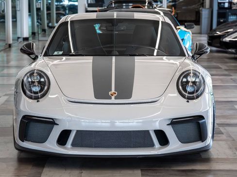 Used 2018 Porsche 911 GT3 RWD image 4