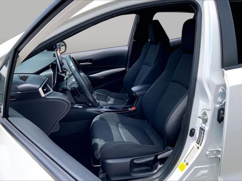 Used 2022 Toyota Corolla SE FWD image 8