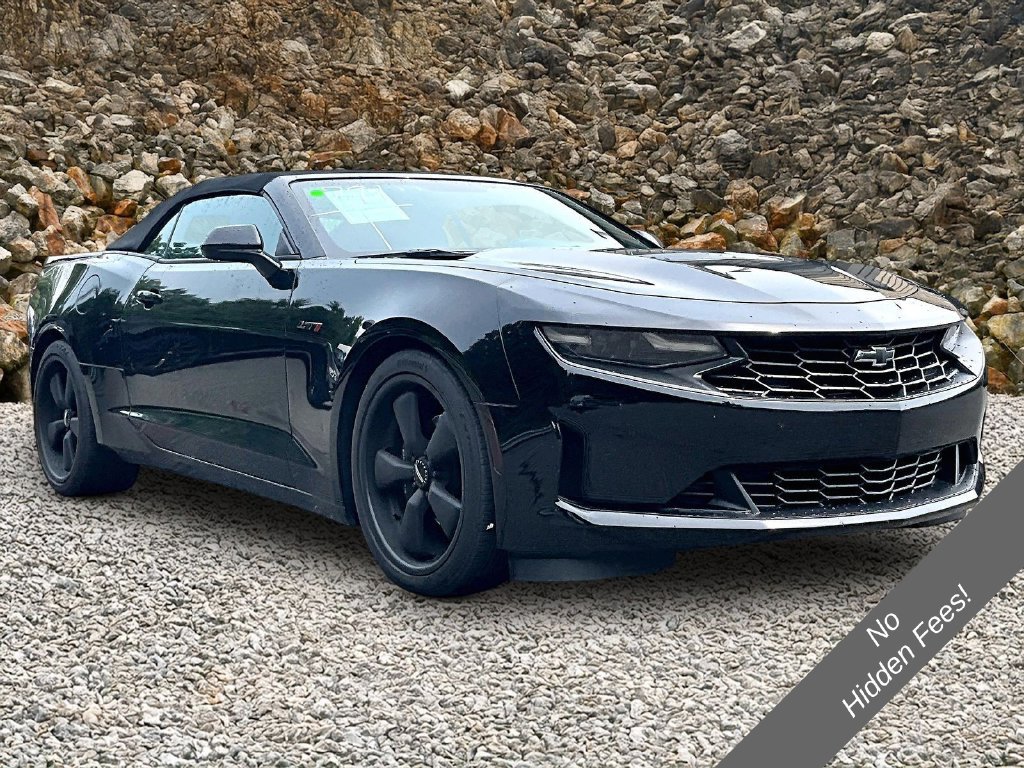 Used 2020 Chevrolet Camaro LT RWD image 9