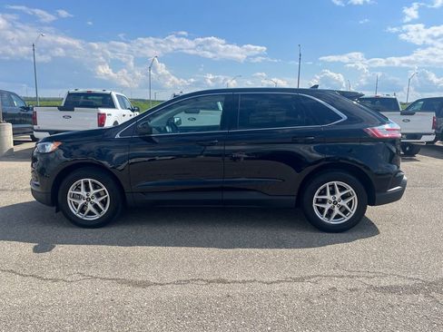 Used 2023 Ford Edge SEL AWD/4WD image 3