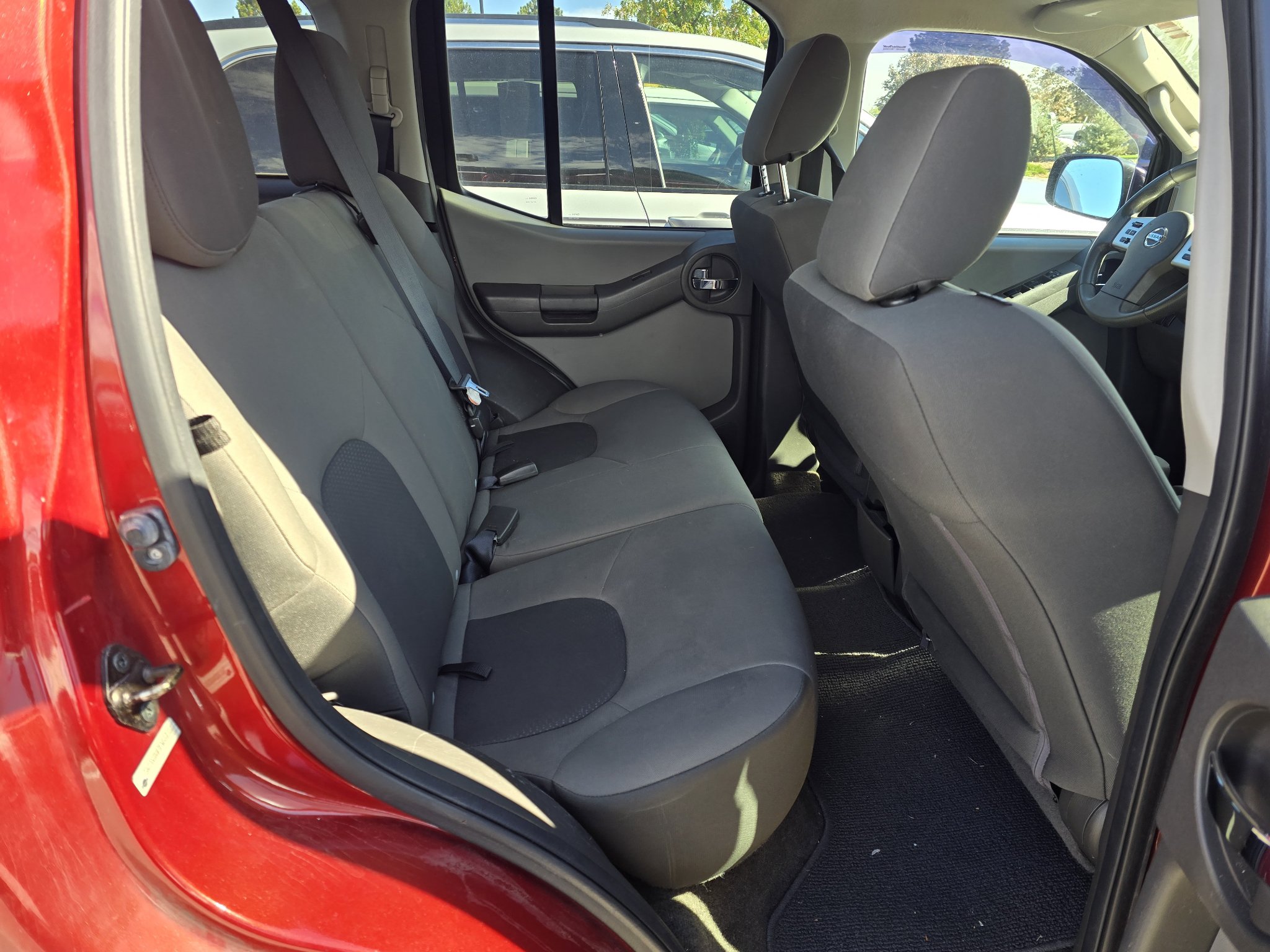 Used 2015 Nissan Xterra S w/ Value Package AWD/4WD image 11