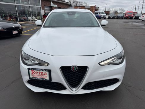 Used 2017 Alfa Romeo Giulia Sprint w/ Cold Weather Package image 25