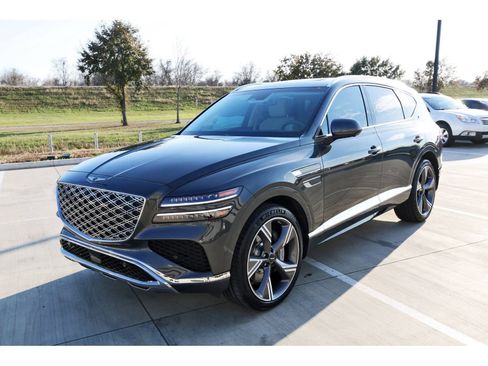 Used 2025 Genesis GV80 2.5T Prestige image 3