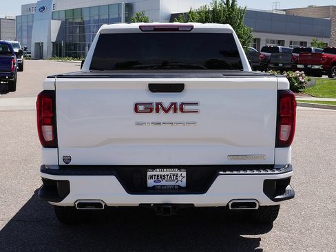 Used 2021 GMC Sierra 1500 Elevation w/ X31 Off-Road Package AWD/4WD image 4