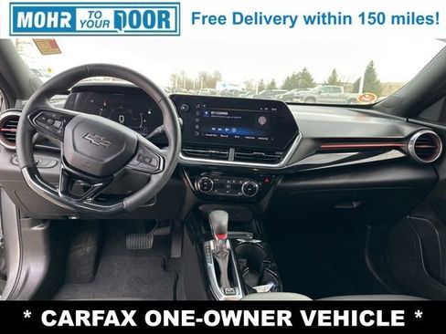 Used 2025 Chevrolet Trax RS w/ Sunroof Package image 31