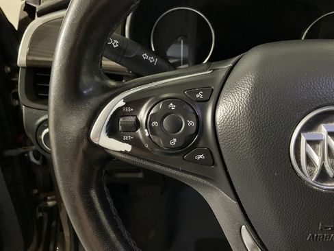 Used 2019 Buick Envision Premium AWD/4WD image 28