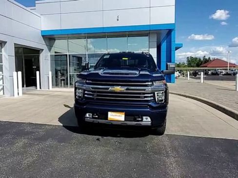 Used 2022 Chevrolet Silverado 3500 High Country w/ Safety Package II AWD/4WD image 3