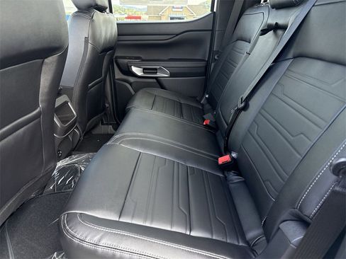 New 2025 Ford Ranger Lariat w/ Trailer Tow Package image 27
