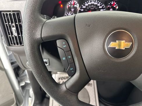 Used 2024 Chevrolet Express 2500 image 15