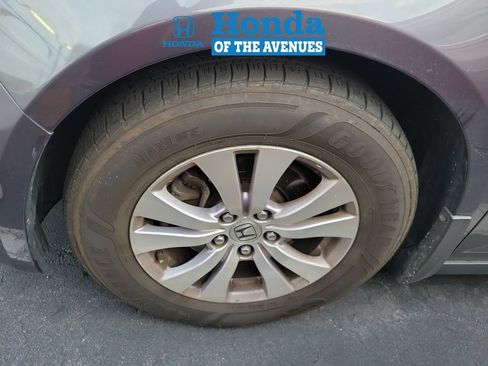 Used 2015 Honda Odyssey EX-L image 4