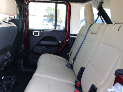 Used 2022 Jeep Wrangler Unlimited Sahara w/ LED Lighting Group AWD/4WD image 41