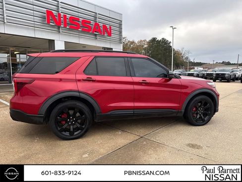 Used 2020 Ford Explorer ST w/ ST Street Pack image 7