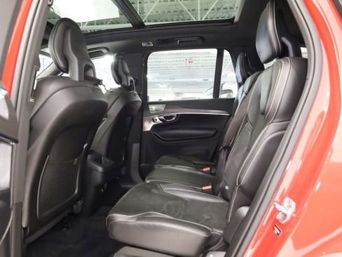 Used 2017 Volvo XC90 T5 R-Design image 27