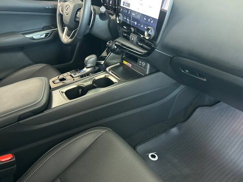 Certified 2025 Lexus NX 350h AWD w/ Accessory Package (2T) image 13