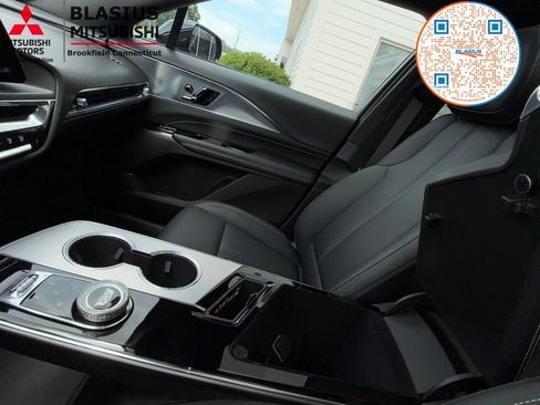 Used 2024 Cadillac Lyriq Tech w/ Driver Assist Package AWD/4WD image 49
