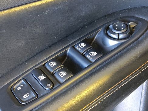 Used 2019 Jeep Compass Latitude w/ Cold Weather Group AWD/4WD image 27
