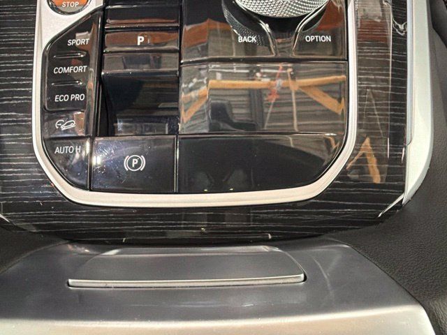 Certified 2024 BMW X5 xDrive40i w/ Executive Package AWD/4WD image 40