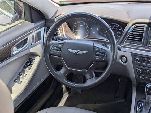 Used 2017 Genesis G80 3.8 RWD image 15