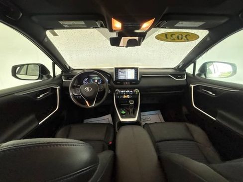 Used 2021 Toyota RAV4 XSE AWD/4WD image 23