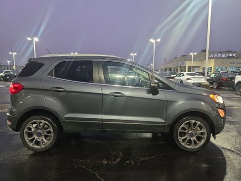 Used 2021 Ford EcoSport Titanium image 7