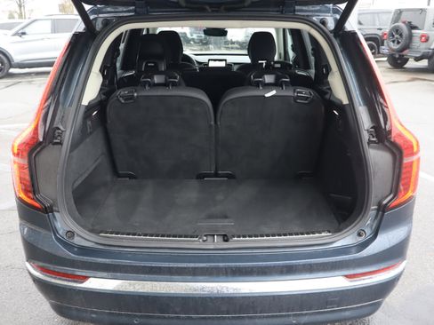 Used 2025 Volvo XC90 B5 Plus image 33