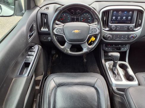 Used 2021 Chevrolet Colorado LT w/ LT Convenience Package AWD/4WD image 15
