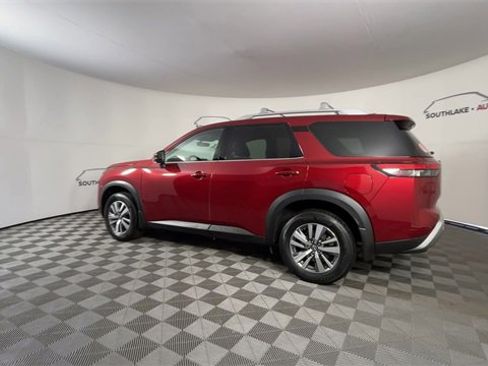 Certified 2024 Nissan Pathfinder SL w/ Cargo Package image 6