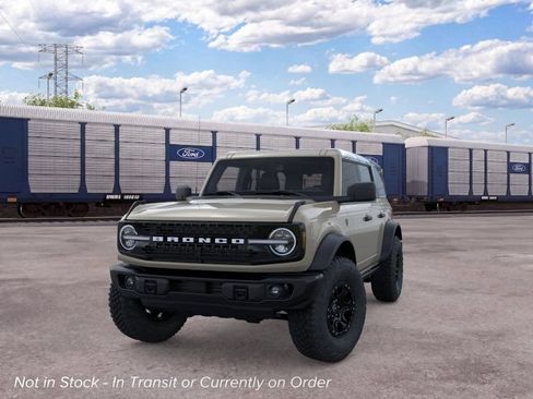 New 2026 Ford Bronco Badlands w/ Wildtrak Package AWD/4WD image 2