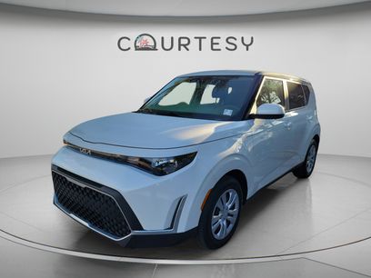 Used 2025 Kia Soul LX