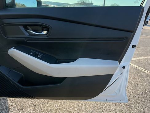 Certified 2025 Honda Accord EX-L image 30