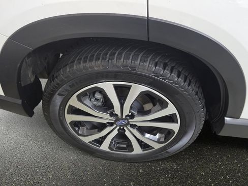 Used 2024 Subaru Forester Limited AWD/4WD image 33