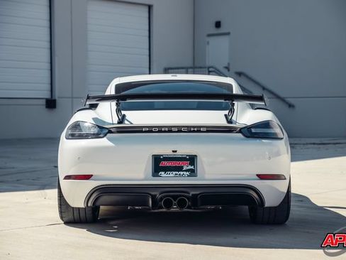 Used 2018 Porsche 718 Cayman GTS RWD image 17