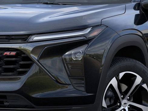 New 2026 Chevrolet Trax RS w/ Sunroof Package image 10