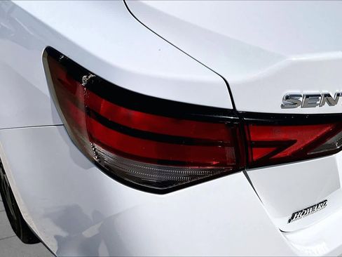 Used 2025 Nissan Sentra SV FWD image 28