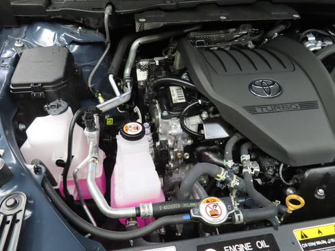 Used 2025 Toyota Grand Highlander AWD Hybrid image 32