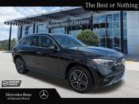 Used 2026 Mercedes-Benz GLC 300 GLC 300 image 1