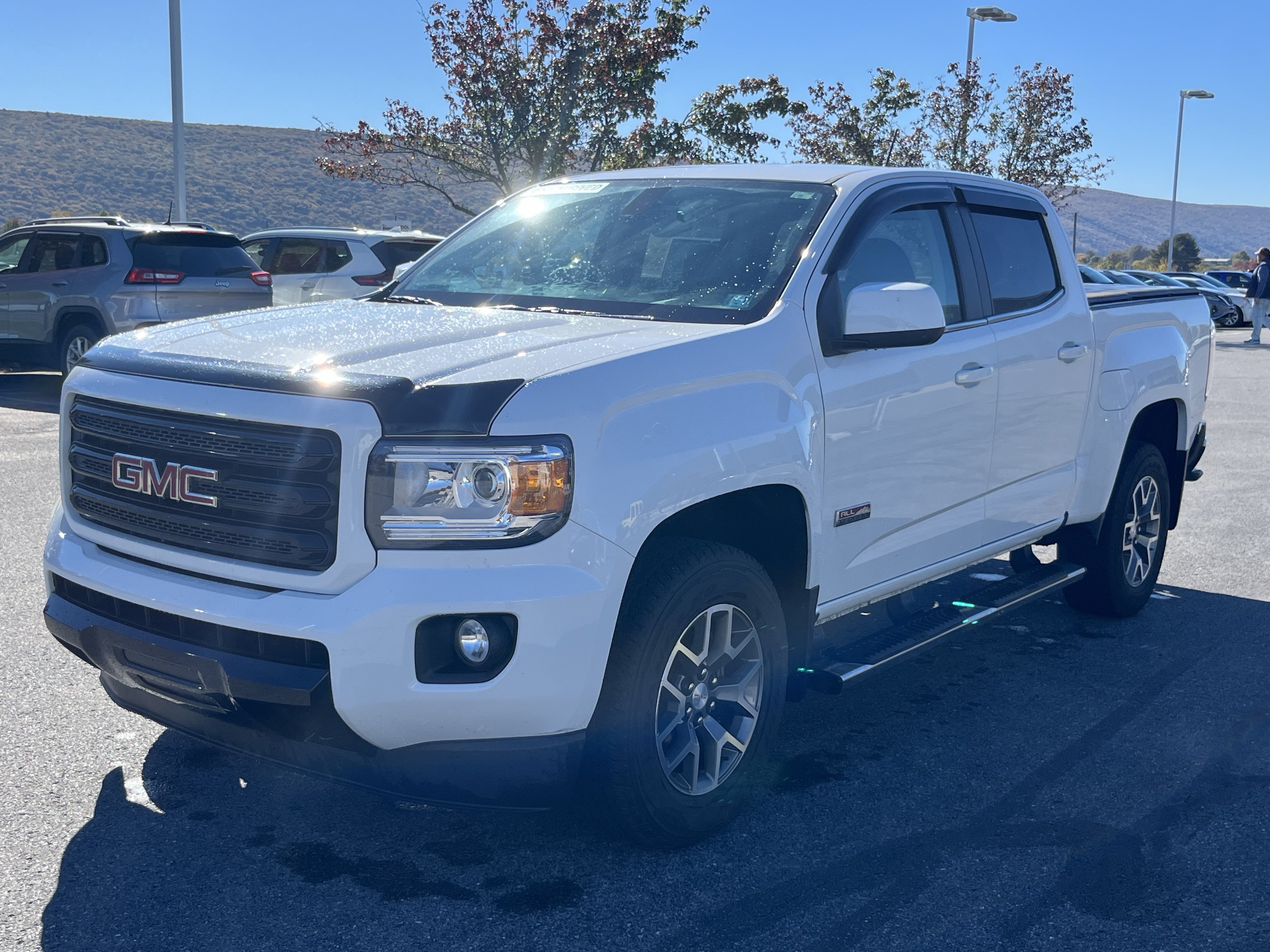 Used 2019 GMC Canyon All Terrain w/ Trailering Package AWD/4WD image 10
