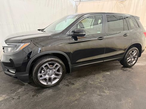 Used 2023 Honda Passport EX-L image 2