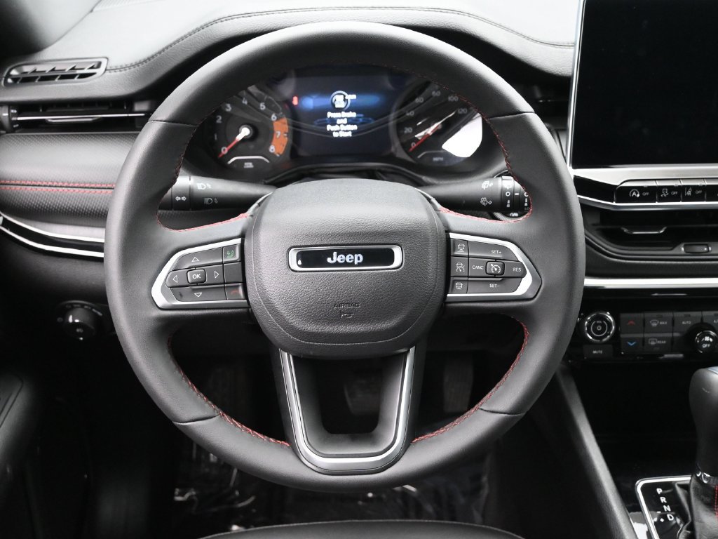 Used 2024 Jeep Compass Trailhawk AWD/4WD image 20
