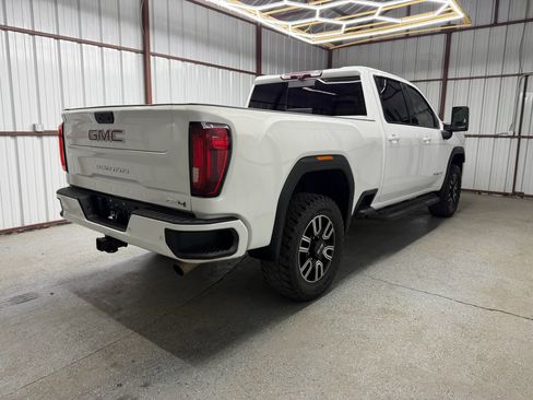 Used 2022 GMC Sierra 2500 AT4 w/ AT4 Premium Plus Package image 6