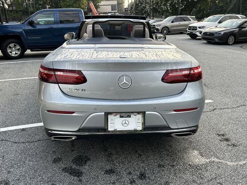 Used 2023 Mercedes-Benz E 450 Cabriolet image 14