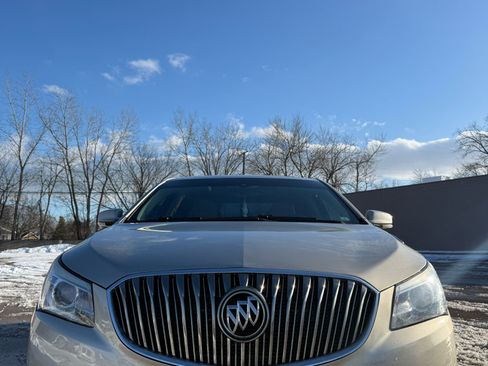 Used 2015 Buick LaCrosse Leather image 2